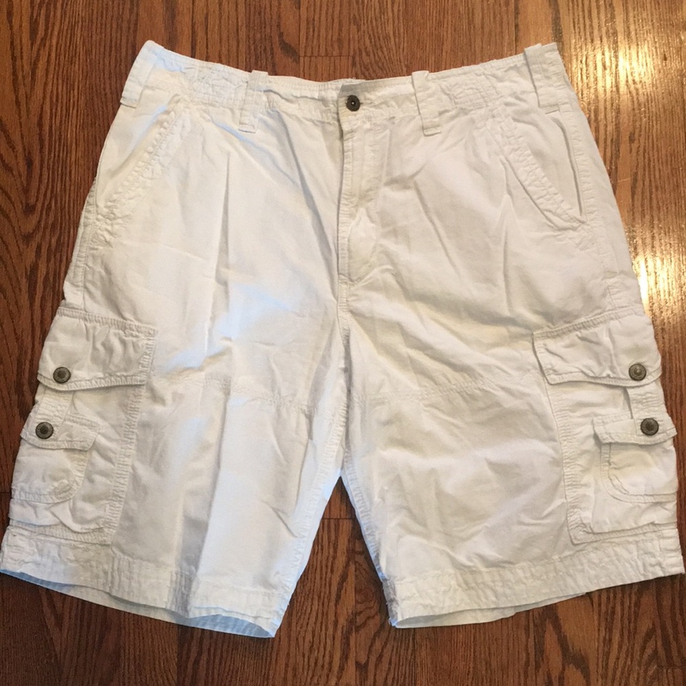 Express Men’s White Cargo Shorts Size 36